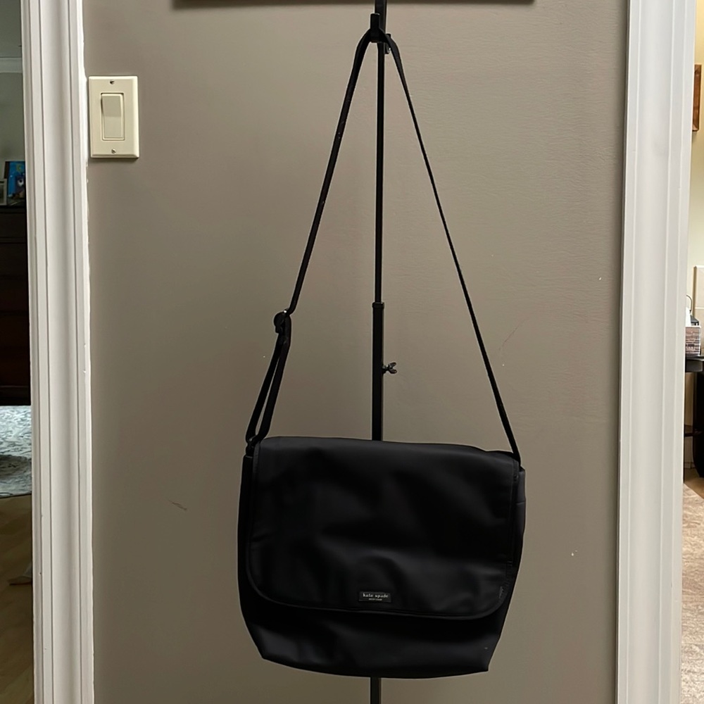 Kate Spade cross body messenger